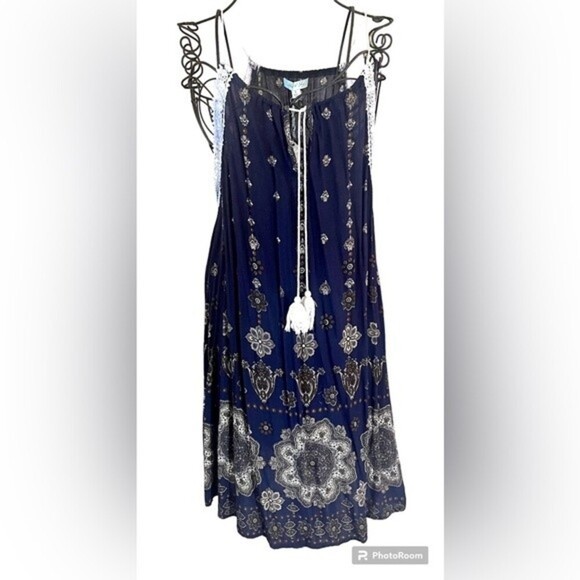 Dresses & Skirts - NWT She + Sky Large Sleeveless Tunic Dress